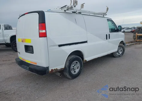 2012 Chevrolet Express 2500 Work Van z USA, uszkodzony, nr VIN 1GCWGFCA1C1165566
